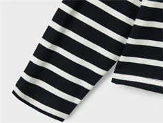 Name It dark sapphire/jet stream short bluse